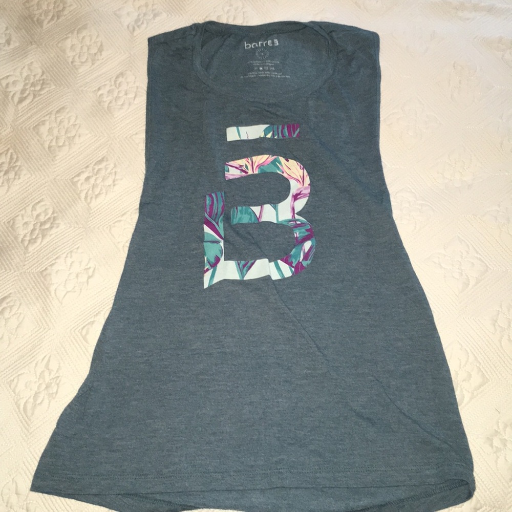 Barre3 tank top size small